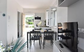 Geranio Apartment - Villaggio di Mary